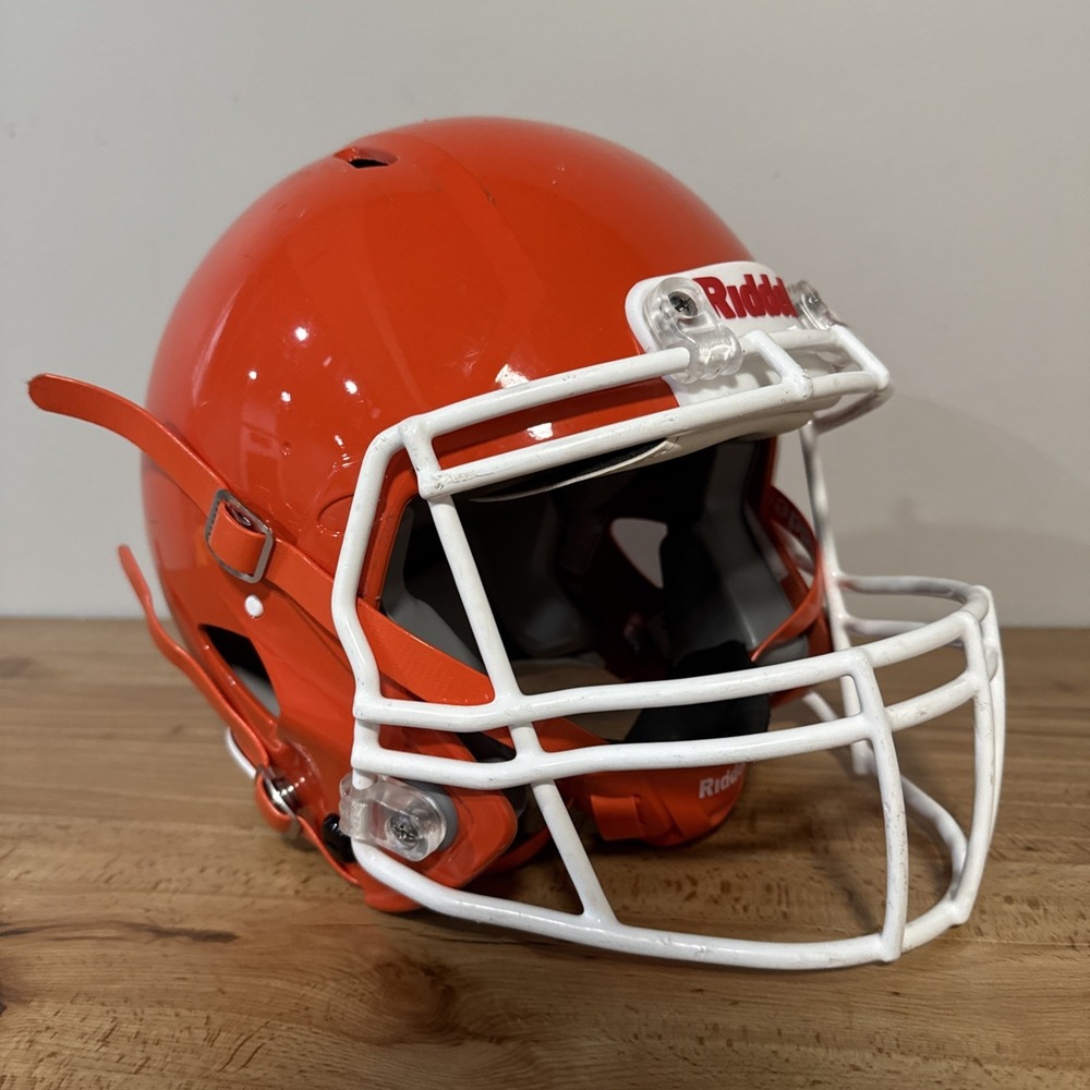 Riddell Youth Medium Speed 2025 Classic Football Helmet Orange Color USA